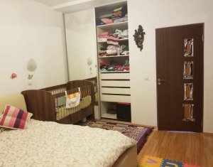 Vanzare apartament 2 camere, situat in Floresti, zona Stadionului