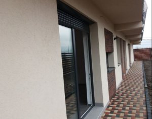 Vanzare apartament cu 1 camera in Borhanci, cu terasa proprie