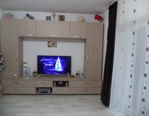 Vindem apartament 2 camere, decomandat, in spate la Vivo, Floresti