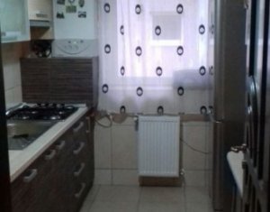 Vindem apartament 2 camere, decomandat, in spate la Vivo, Floresti