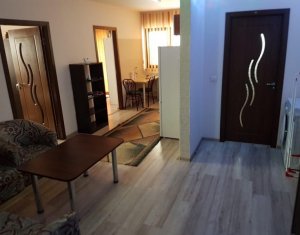 Vanzare apartament 3 camere, mobilat, strada Sub Cetate