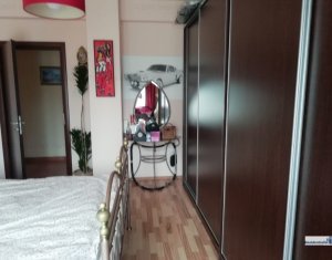 Apartament de vanzare, 3 camere, 108 mp, zona deosebita, Andrei Muresanu