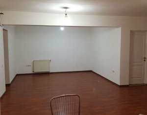 Lakás 2 szobák eladó on Floresti