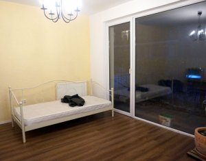 Apartament de vanzare cu o camera, cu gradina, zona Eroilor