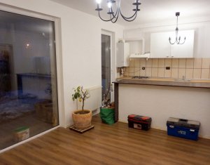 Apartament de vanzare cu o camera, cu gradina, zona Eroilor