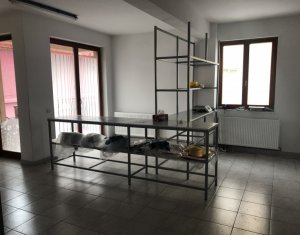 Vanzare apartament cu 3 camere situat in Floresti, zona Ioan Rus 