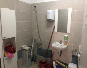 Vanzare apartament cu 3 camere situat in Floresti, zona Ioan Rus 