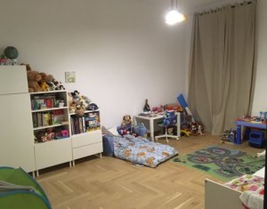 Appartement 5 chambres à vendre dans Cluj-napoca, zone Gara