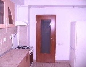 Vanzare apartament 2 camere spatios, decomandat,  zona Mol - Calea Turzii