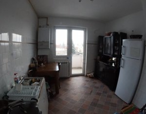 Appartement 4 chambres à vendre dans Cluj-napoca, zone Andrei Muresanu