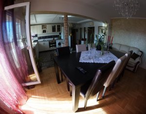 Appartement 3 chambres à vendre dans Cluj-napoca, zone Grigorescu