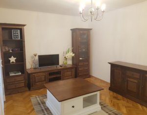 Vanzare apartament 3 camere decomandat, superfinisat, zona Big Manastur