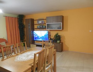Vanzare apartament 3 camere, 2 bai, situat in Floresti, zona Stejarului
