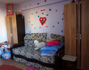 Vanzare apartament cu 2 camere, strada Cetatii, zona Unicarm