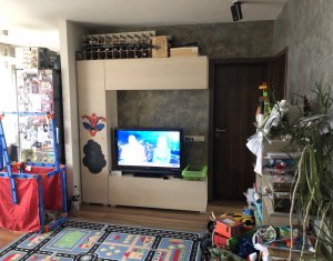 Vanzare apartament 2 camere, cu garaj, Floresti, zona Stejarului