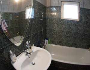 Appartement 4 chambres à vendre dans Cluj-napoca, zone Manastur