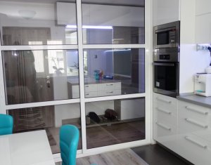 Vanzare apartament 2 camere confort sporit, cu finisaje de lux zona OMV Manastur