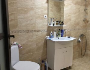 Apartament 3 camere, decomandat, 123 mp, 3 terase, garaj subteran, zona Clujana