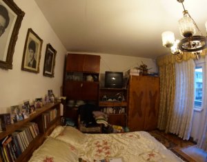 Appartement 4 chambres à vendre dans Cluj-napoca, zone Marasti