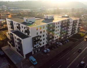 Appartement 4 chambres à vendre dans Cluj-napoca, zone Dambul Rotund