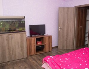 Apartment 3 rooms for sale in Floresti