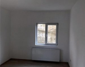 Apartament de vanzare 3 camere, ultrafinisat, zona Alverna