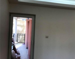 Apartament de vanzare 3 camere, ultrafinisat, zona Alverna