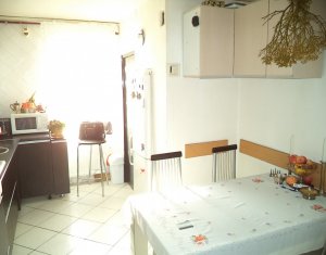 Apartament 3 camere de vanzare, Gheorgheni, zona Iugoslaviei
