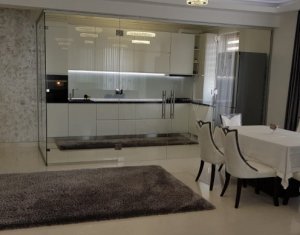 Apartament de lux 3 camere, 107 mp utili, zona Eroilor