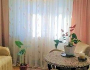 Apartament de vanzare, 3 camere, 65 mp, etaj intermediar, Gheorgheni