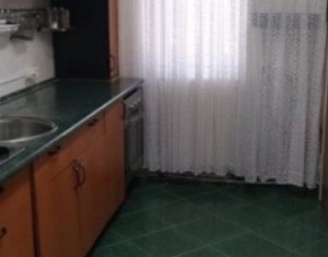 Apartament de vanzare, 3 camere, 65 mp, etaj intermediar, Gheorgheni