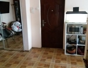  Apartament cu 3 camere, autorizat ca spatiu comercial