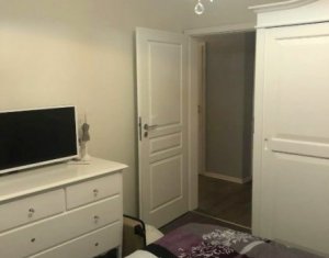 Appartement 3 chambres à vendre dans Cluj-napoca, zone Sopor