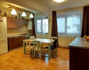 Apartment 3 rooms for sale in Floresti