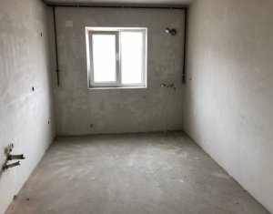 Apartament 2 camere 61 mp utili+ terasa de 90 mp, zona Eroilor