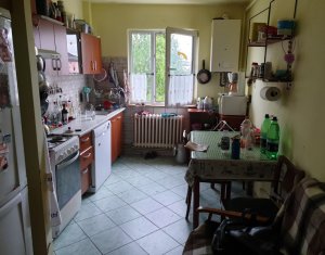 Appartement 3 chambres à vendre dans Cluj-napoca, zone Manastur