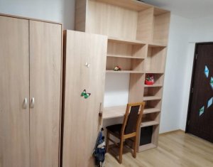 Apartament cu 3 camere, Plopilor, bloc nou