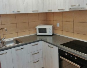 Apartament cu 3 camere, Plopilor, bloc nou