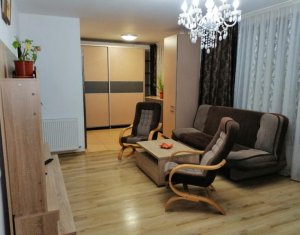 Apartament cu 3 camere, Plopilor, bloc nou