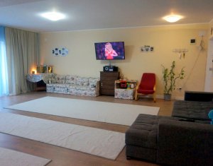 Apartament cu 2 camere, suprafata generoasa, Floresti, zona Stejarului