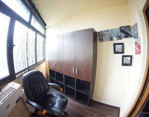 Apartament 3 camere, decomandat, 67 mp, in Marasti, zona Cinema Marasti