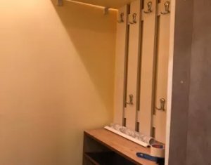 Apartament 1 camera, Intre Lacuri