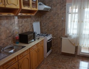 Exclusivitate! Vanzare apartament cu 2 camere, decomandat, zona Intre Lacuri