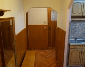 Exclusivitate! Vanzare apartament cu 2 camere, decomandat, zona Intre Lacuri