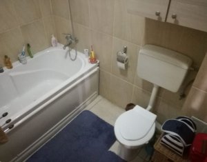 Vand apartament in zona Petrom, Baciu, negociabil