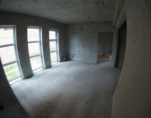 Appartement 4 chambres à vendre dans Cluj-napoca, zone Dambul Rotund