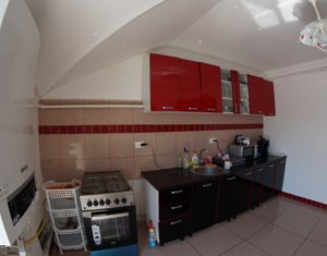 Penthouse de vanzare 92 mp, 3 camere, scara interioara, zona linistita  Manastur
