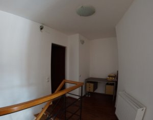 Appartement 3 chambres à vendre dans Cluj-napoca, zone Manastur