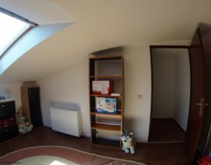 Appartement 3 chambres à vendre dans Cluj-napoca, zone Manastur