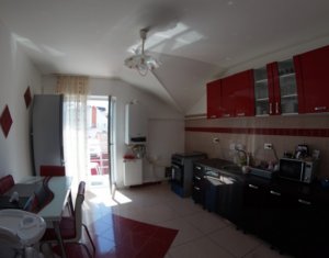 Penthouse de vanzare 92 mp, 3 camere, scara interioara, zona linistita  Manastur